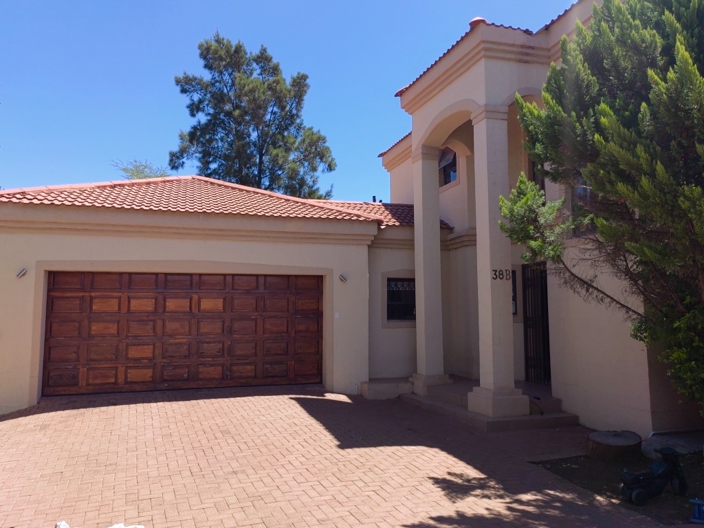 3 Bedroom Property for Sale in Universitas Free State